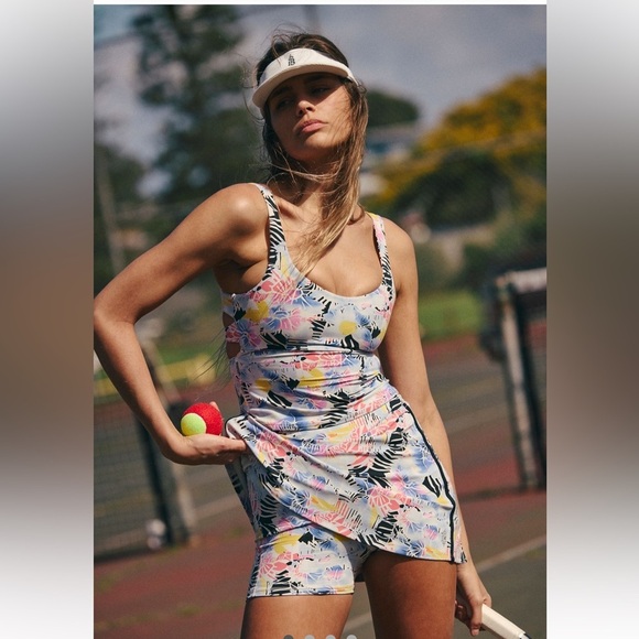 Free People Printed Volley Skort Size Small Mystic Floral High Rise NEW - Picture 2 of 13